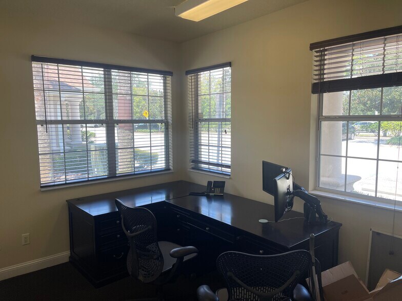 More Photos Of 4875 NW Palm Coast Pky, Palm Coast Office For Sale
