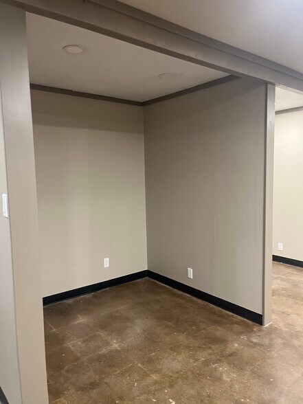 More Photos Of 5380 State Highway 276, Royse City Service For Lease