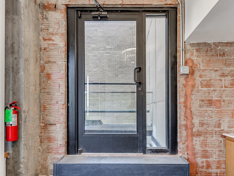 More Photos Of 204 N Robinson Ave, Oklahoma City Office Residential For Lease