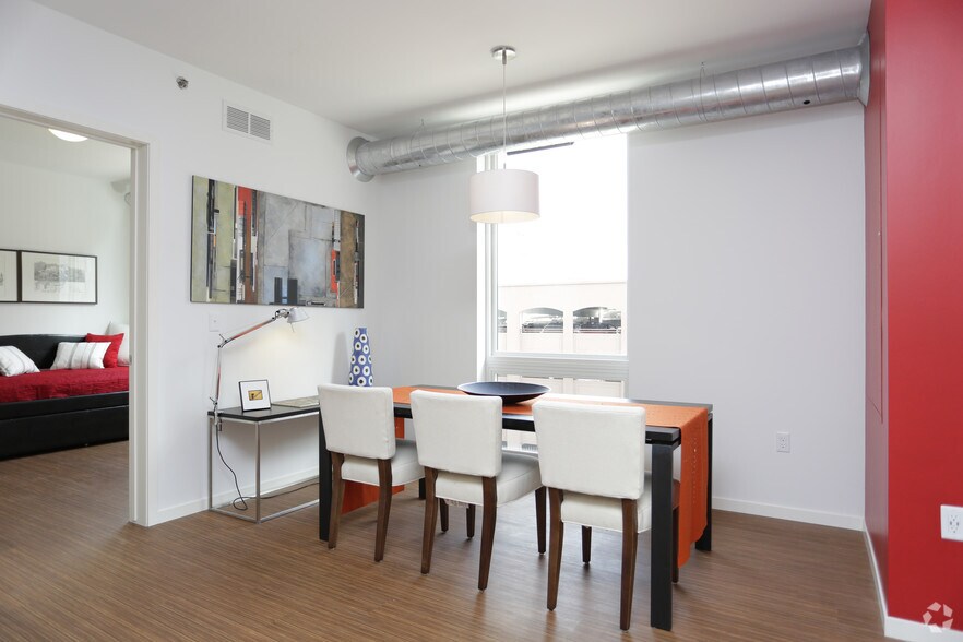 More Photos Of 915 Washington Ave N, Minneapolis Apartments For Lease