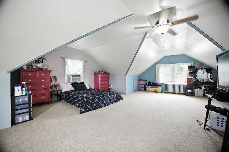 More Photos Of 83 Limekiln Pike, Glenside Storefront Retail Residential For Sale