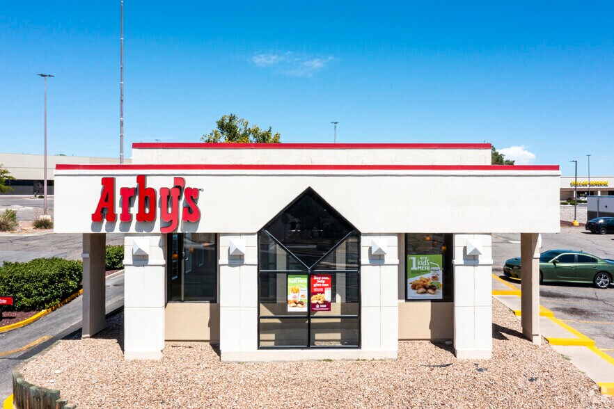 More Photos Of 3351 Southern Blvd SE, Rio Rancho Fast Food For Sale