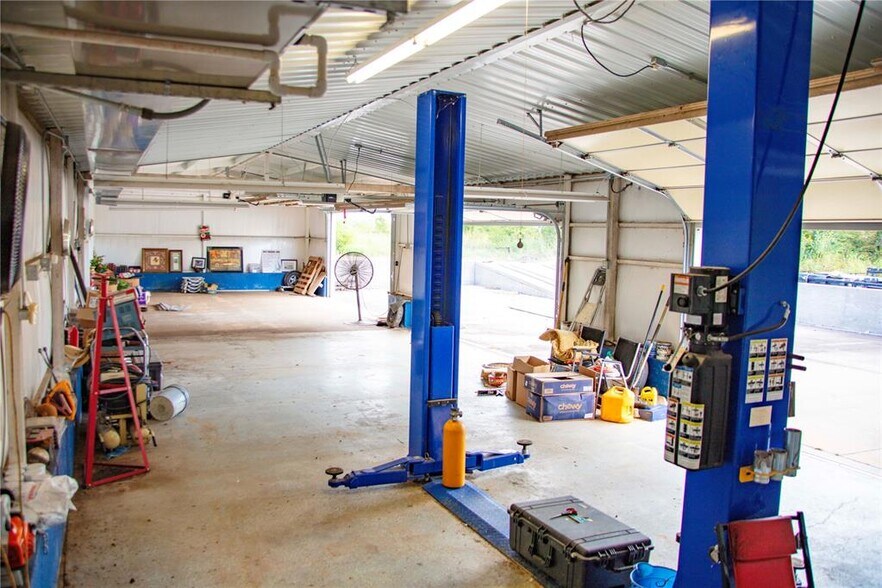 More Photos Of 2249 County Street 2810, Chickasha Industrial For Sale