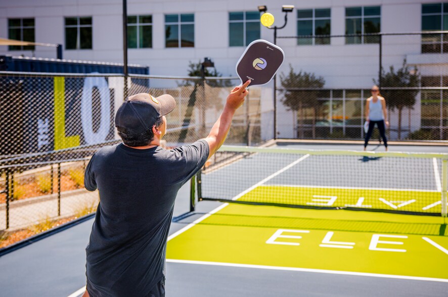 More Photos Of 3398 Carmel Mountain Rd, San Diego Unknown For Lease