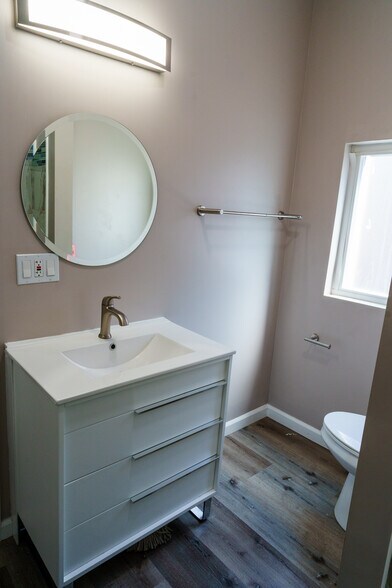 More Photos Of 3210 Harrison St, Oakland Storefront Retail Residential For Sale