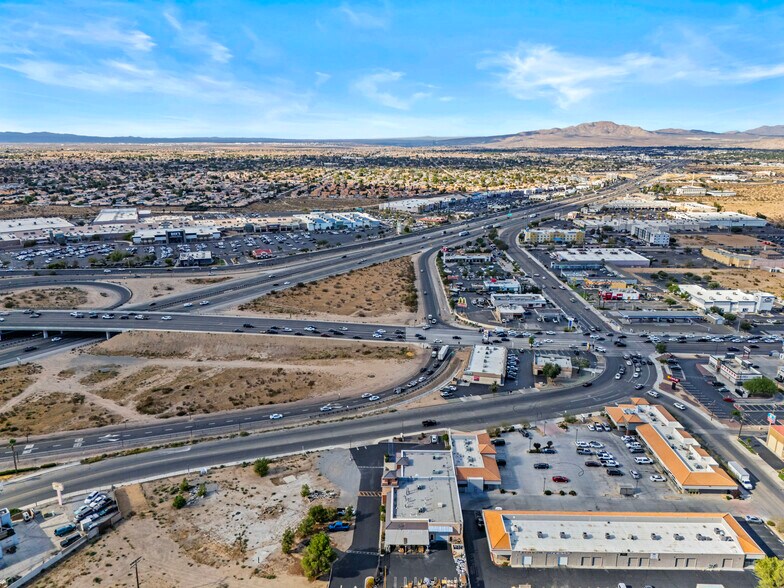 More Photos Of 12033 Mariposa Rd, Hesperia Freestanding For Lease