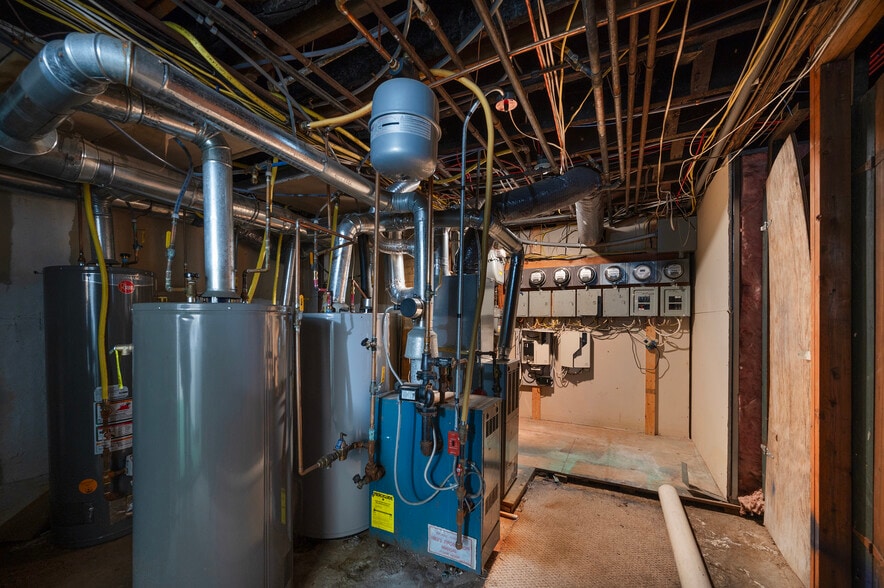 More Photos Of 186 Summit St, Pawtucket Apartments For Sale