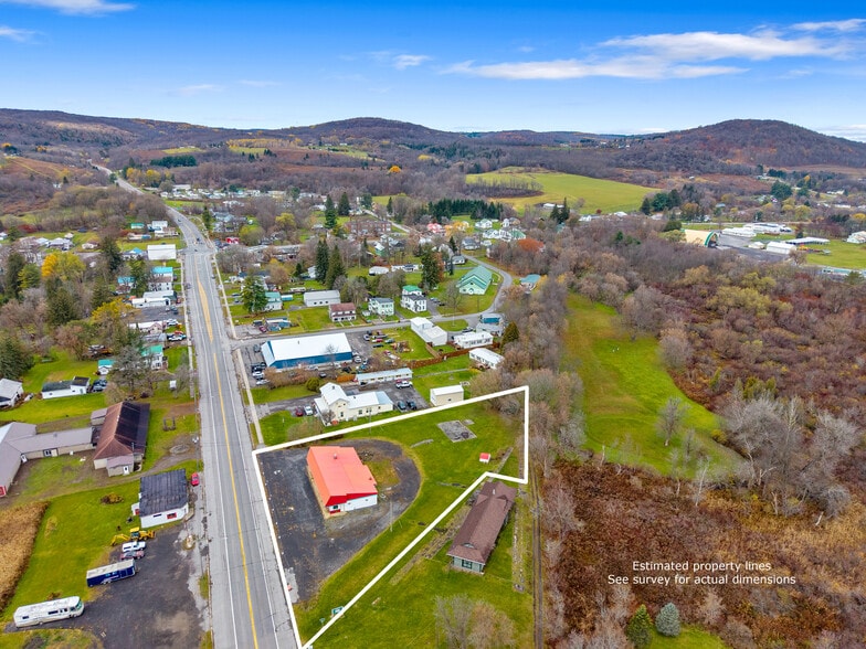 More Photos Of 9681 US 20, Cassville Restaurant For Sale