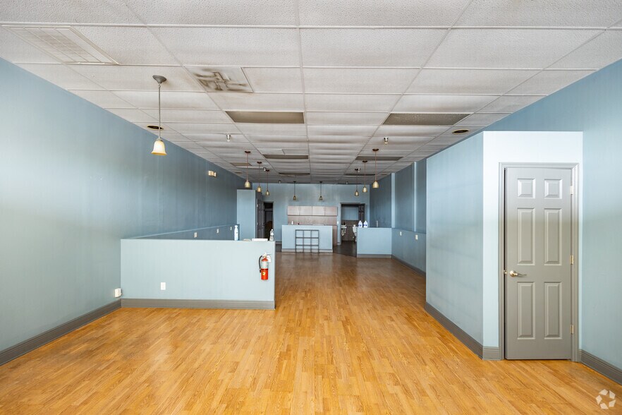 More Photos Of 9550-9690 Us Highway 19, Port Richey Unknown For Lease