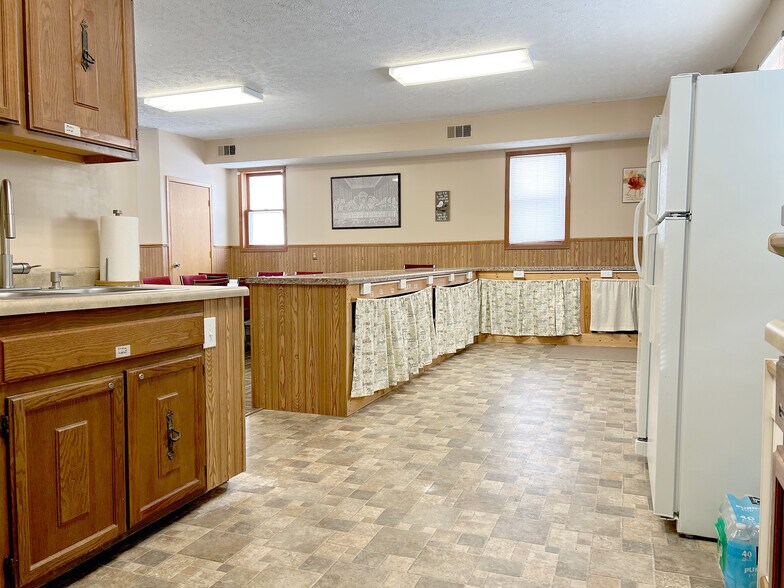 More Photos Of 418 S 14th St, Wymore General Retail For Sale