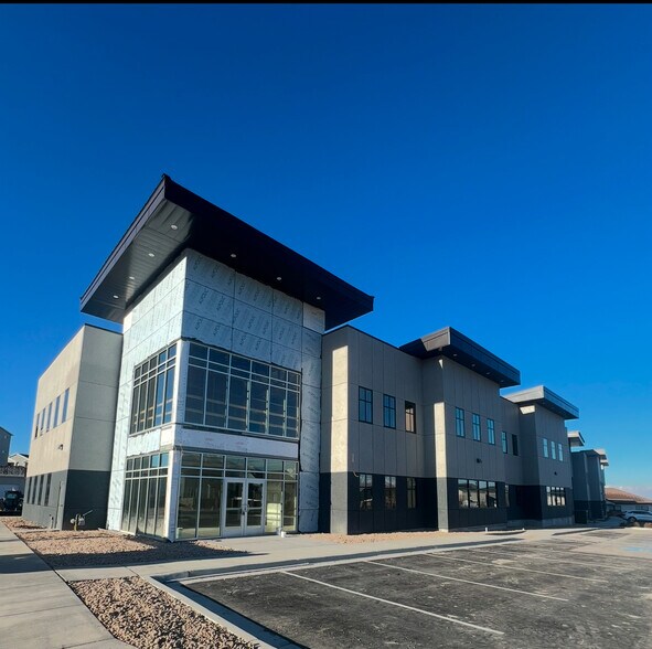 More Photos Of 1642 E Spanish Fork Pky, Spanish Fork Medical For Lease