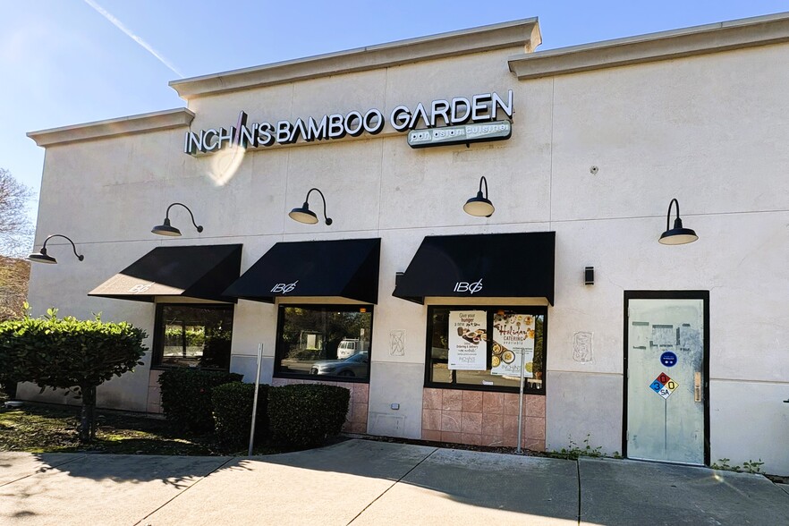 More Photos Of 17900 San Ramon Valley Blvd, San Ramon Restaurant For Lease
