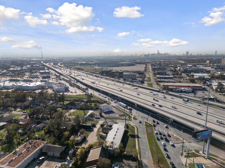 More Photos Of 4614 Randwick Dr, Houston Land For Sale