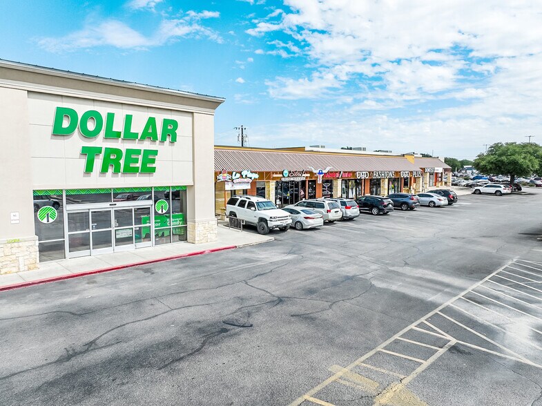 More Photos Of 8425 Bandera Rd, San Antonio General Retail For Sale