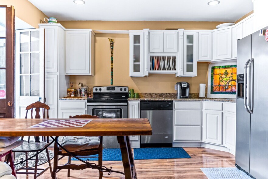 More Photos Of 521 Saint Philip St, New Orleans Storefront Retail Residential For Sale