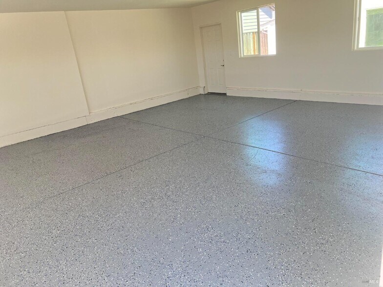 More Photos Of 2113 Dennis Ln, Santa Rosa Multifamily For Sale