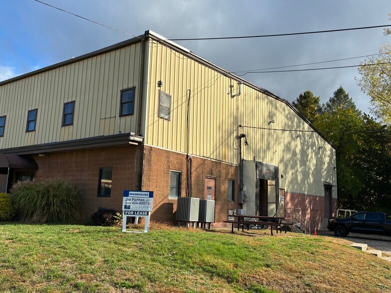 Primary Photo Of 400 Mason Rd, Fairport Warehouse For Lease