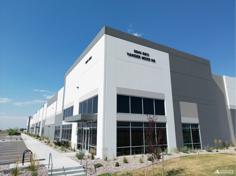 More Photos Of 3841 Vander Meer Dr, Loveland Industrial For Lease