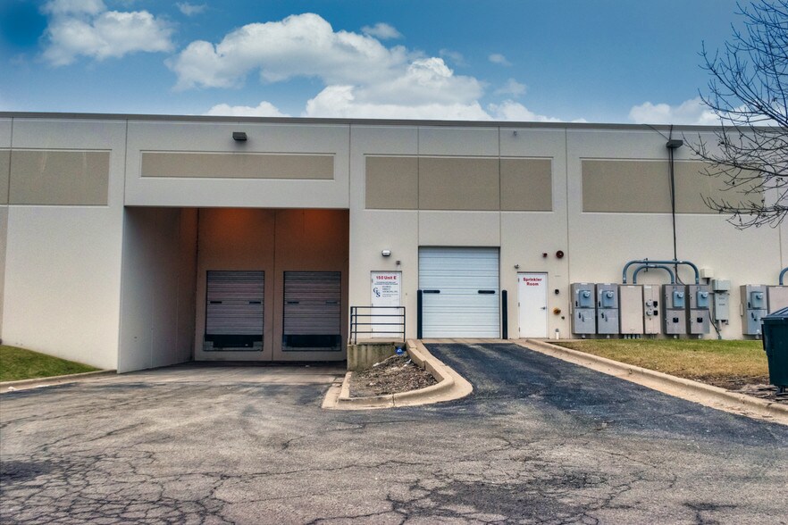 More Photos Of 150 Kendall Point Dr, Oswego Manufacturing For Lease