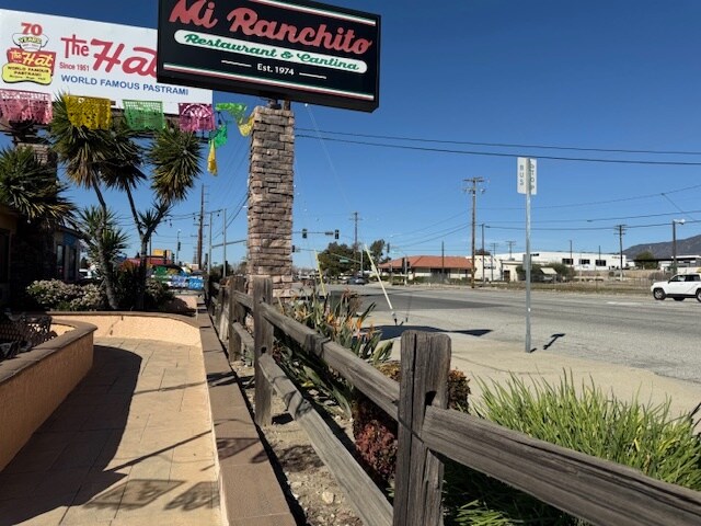 More Photos Of 1964 W Foothill Blvd, Upland Restaurant For Sale