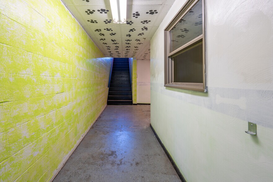 More Photos Of 5767 PA-981 Hwy, Latrobe Medical For Sale