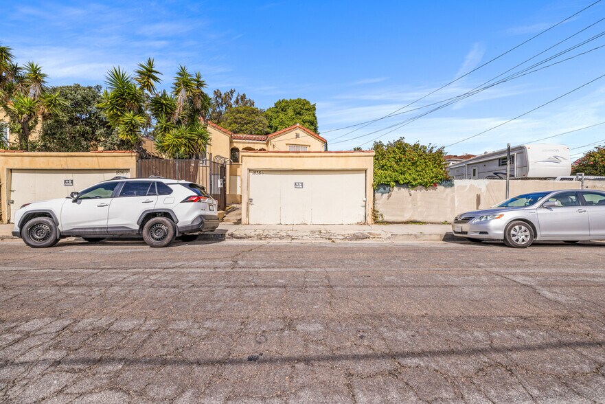 More Photos Of 1836 Lansdowne Ave, Los Angeles Multifamily For Sale