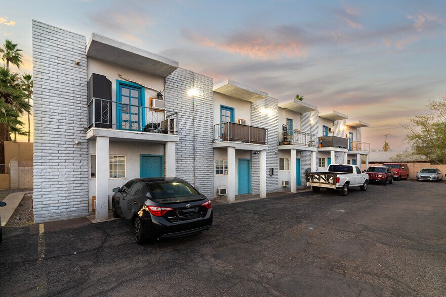 Primary Photo Of 525 N 32nd St, Phoenix Apartments For Sale