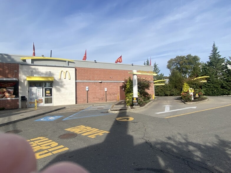 More Photos Of 3143 Atlantic Ave, Brooklyn Freestanding For Sale