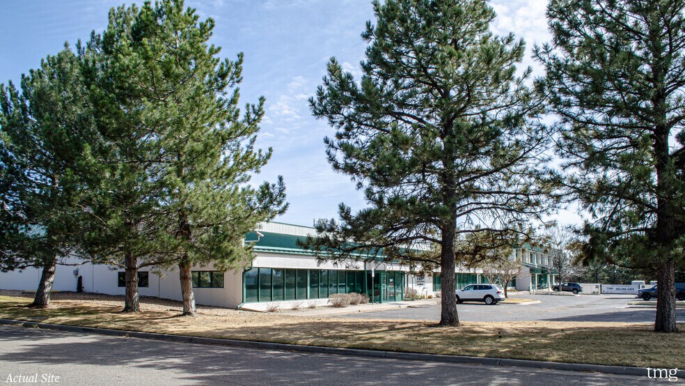 More Photos Of 2022 Helena St, Aurora Warehouse For Sale