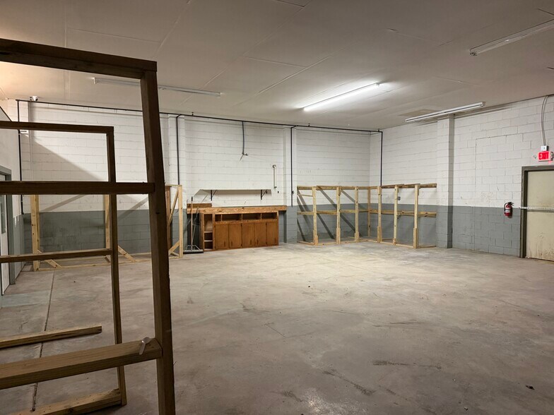 More Photos Of 2326 Walden Dr, Augusta Warehouse For Lease