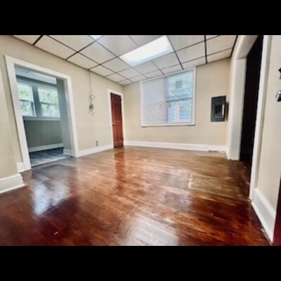 More Photos Of 1330 D Ave, West Columbia Office Residential For Lease