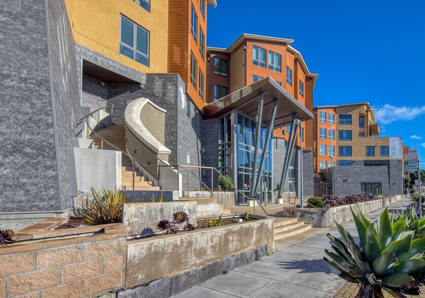 More Photos Of 3535 Wawona St, San Francisco Apartments For Sale