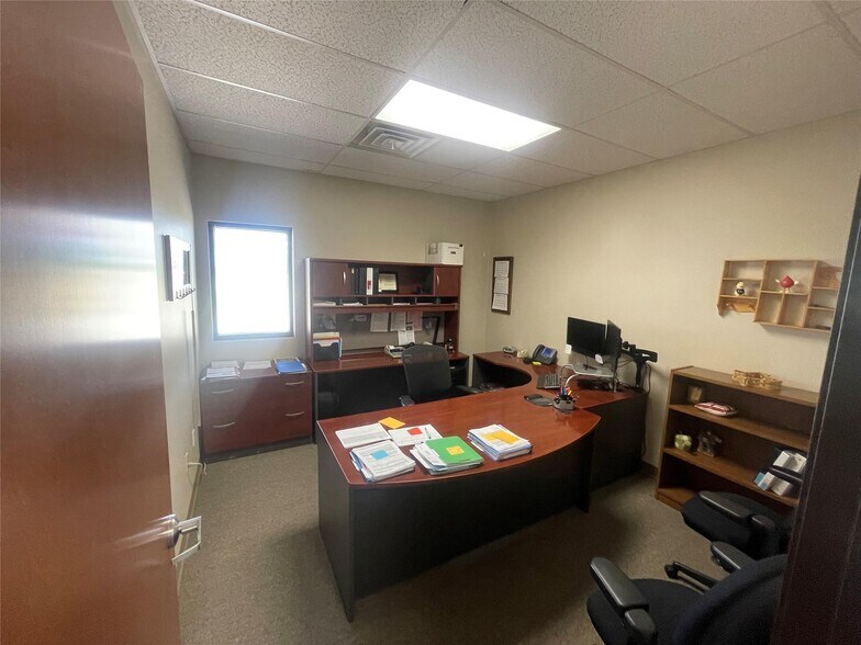 More Photos Of 3428 Interstate 20, Stanton Office For Sale