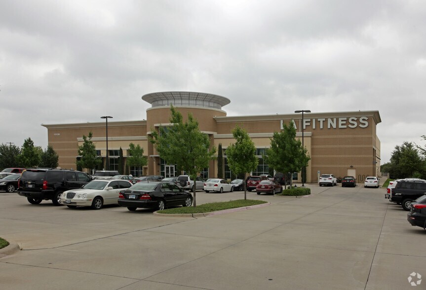 More Photos Of 13130 Preston Rd, Dallas Health Club For Sale