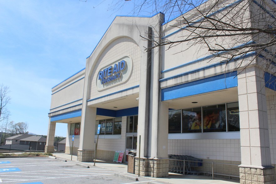 More Photos Of 4101 Five Forks Trickum Rd, Lilburn Drugstore For Lease