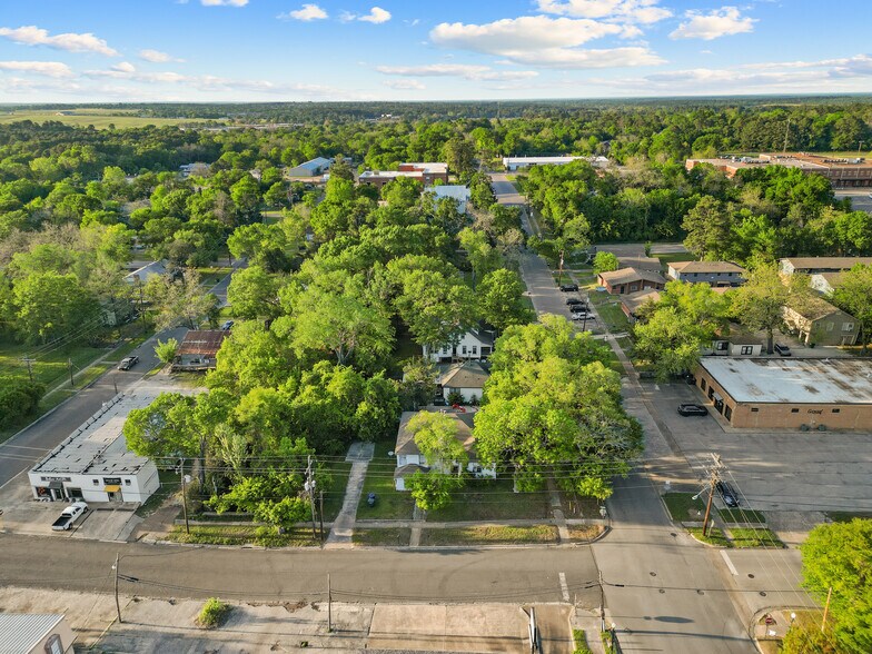 More Photos Of 928 University Ave, Huntsville Apartments For Sale