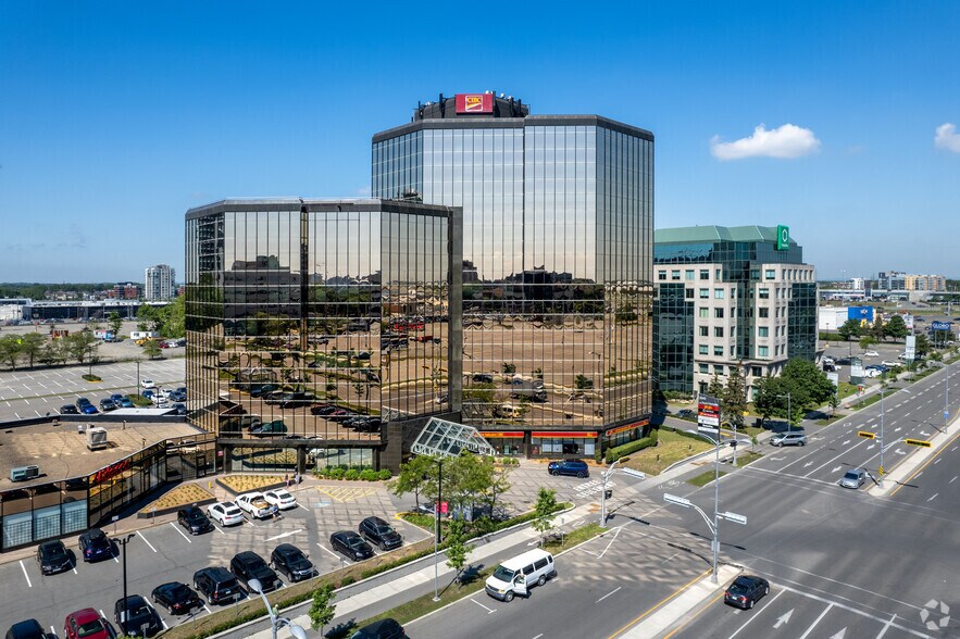 Primary Photo Of 2540 Boul Daniel-Johnson, Laval Office For Lease