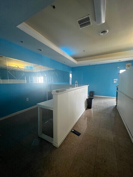 More Photos Of 600A Washington Ave, Philadelphia Unknown For Lease