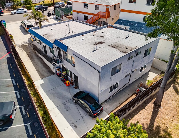 More Photos Of 2240 W Dunlop St, San Diego Apartments For Sale