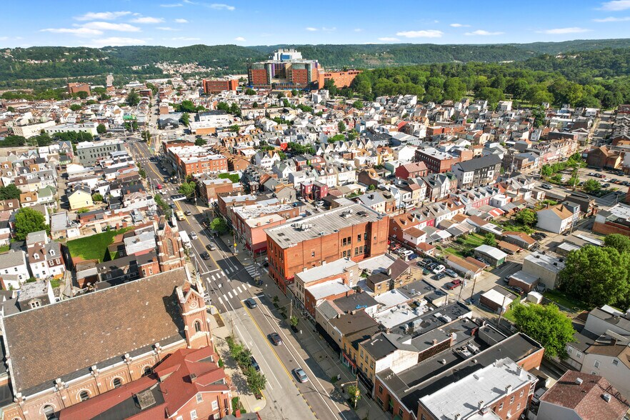 More Photos Of 4711-4713 Liberty Ave, Pittsburgh General Retail For Sale