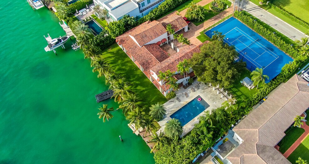 More Photos Of 44 Bal Bay Dr, Bal Harbour Land For Sale