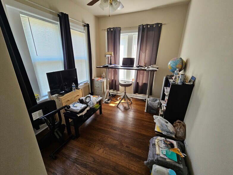 More Photos Of 5155 W Byron St, Chicago Apartments For Sale