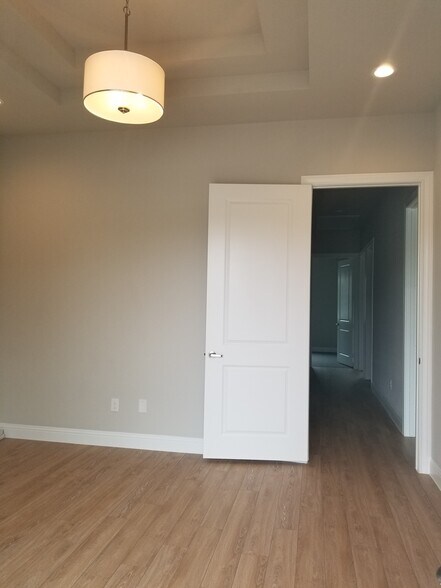 More Photos Of 3721 S Stonebridge Dr, McKinney Unknown For Lease