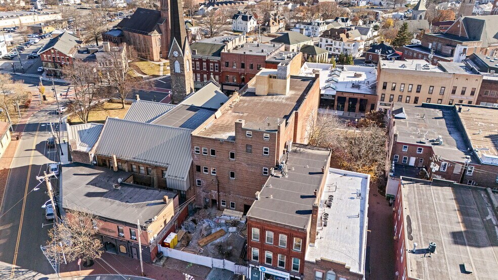 More Photos Of 48-54 North St, Middletown Apartments For Lease