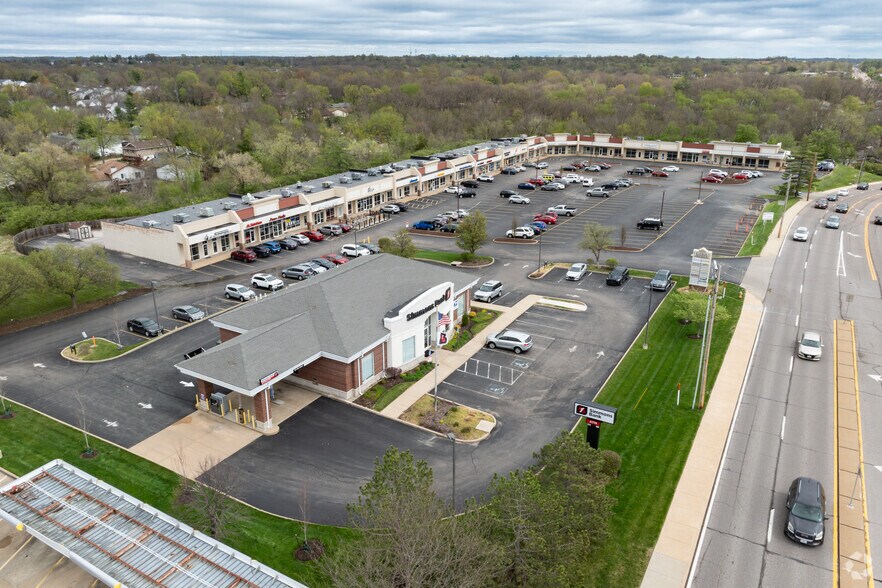 More Photos Of 621-703 Big Bend Rd, Manchester Storefront For Lease