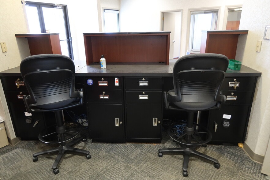 More Photos Of 3269 Highway 126, Blountville Bank For Sale