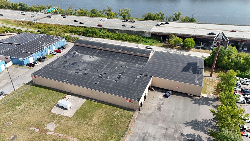 More Photos Of 10 N Ferry St, Albany Warehouse For Sale