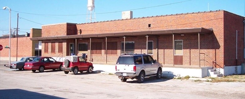 More Photos Of 310 S Chickasaw St, Pauls Valley Medical For Lease