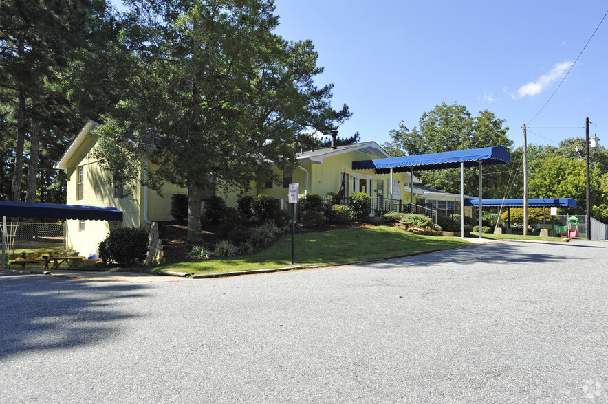 Primary Photo Of 3941 Covered Bridge Rd SW, Smyrna Daycare Center For Sale