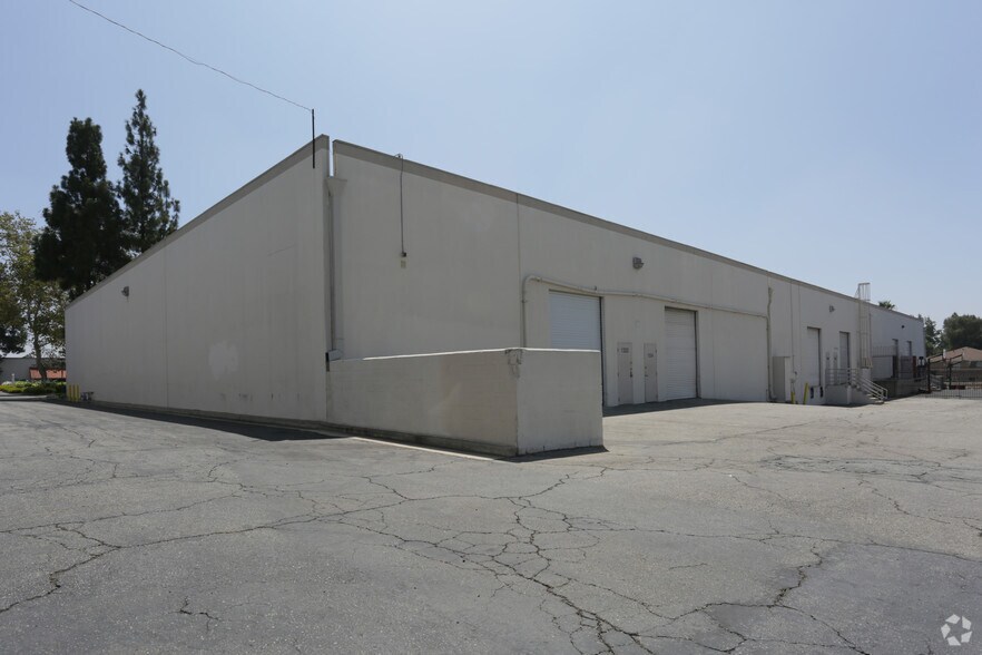 More Photos Of 1322-1330 W 9th St, Upland Warehouse For Lease
